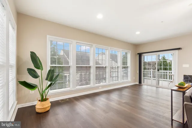 $479,900 | 8 Hayride Lane, Unit 222, Taneytown, MD 21787