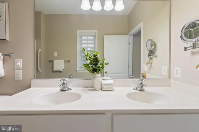 $479,900 | 8 Hayride Lane, Unit 222, Taneytown, MD 21787