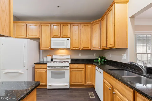 $479,900 | 8 Hayride Lane, Unit 222, Taneytown, MD 21787