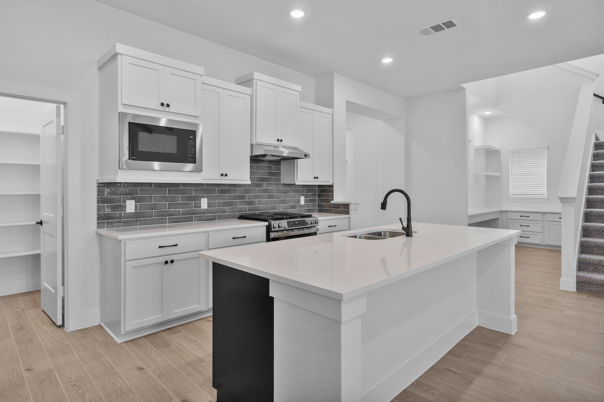 22527 Basswood Bnd Road Waller, TX 77484 - Photo 6 of 37