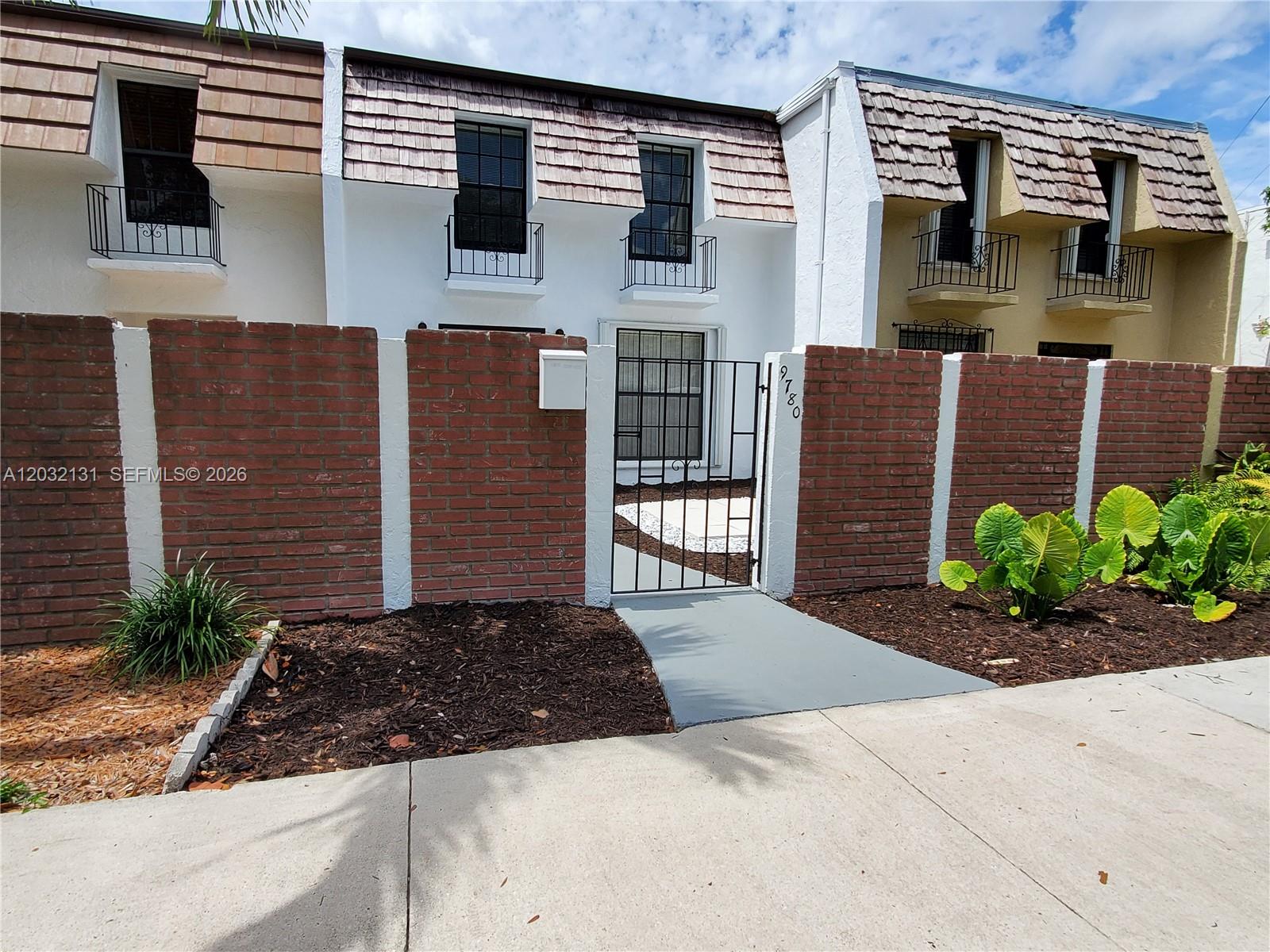 9780 Southwest 92nd Terrace Miami, FL 33176 - Photo 1 of 48