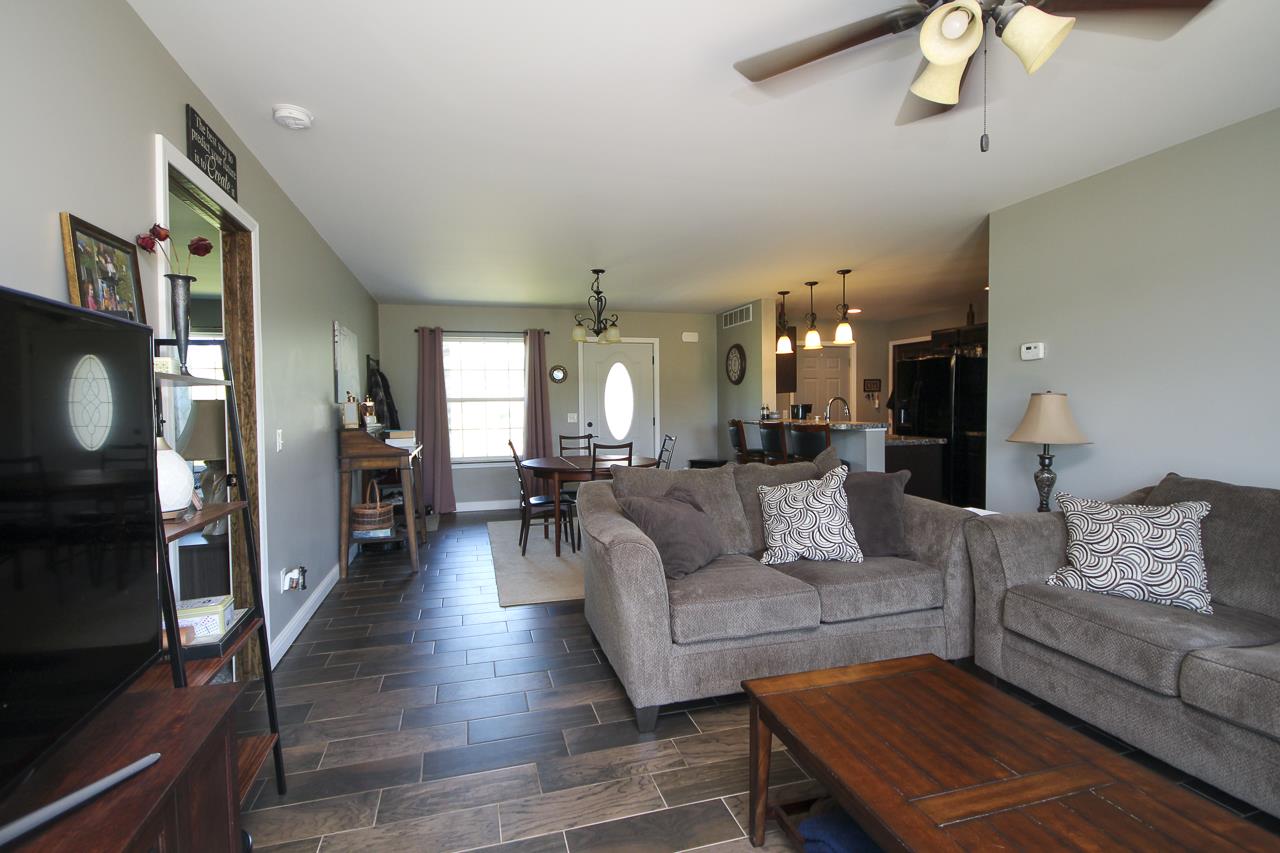 4488 East Millbrook Road Mount Pleasant, MI 48858 - Photo 13 of 38 1875980-12.JPG