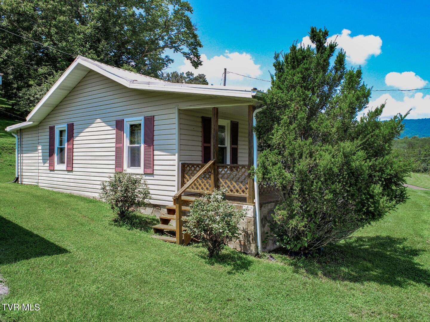 2323 Bogard Road Newport, TN 37821 - Photo 6 of 33 5