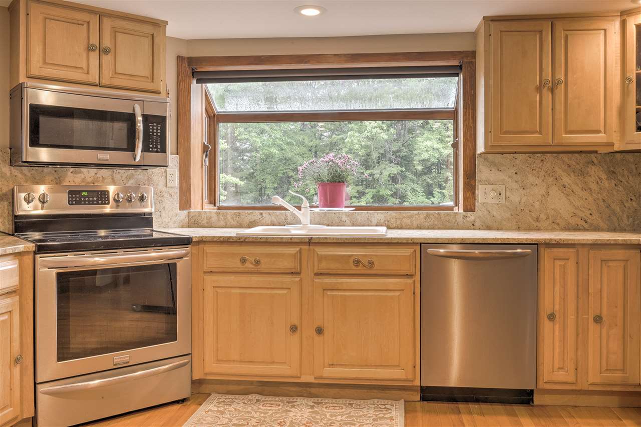 277 Old Walpole Road Keene, NH 03431 - Photo 7 of 40