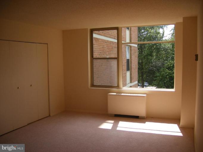 4401 Roland Avenue, Unit 202 Baltimore, MD 21210 - Photo 4 of 9 Bedroom #2