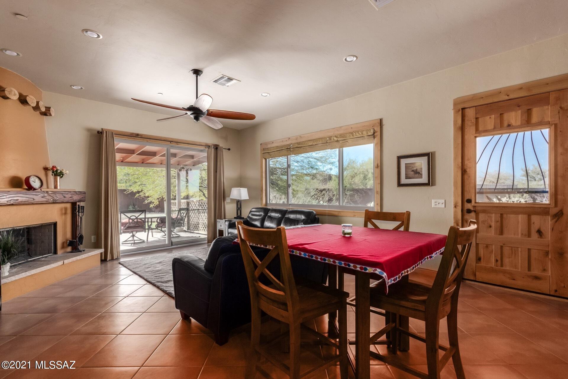 6042 North Van Ark Road Tucson, AZ 85743 - Photo 3 of 25 Gallery Image 3
