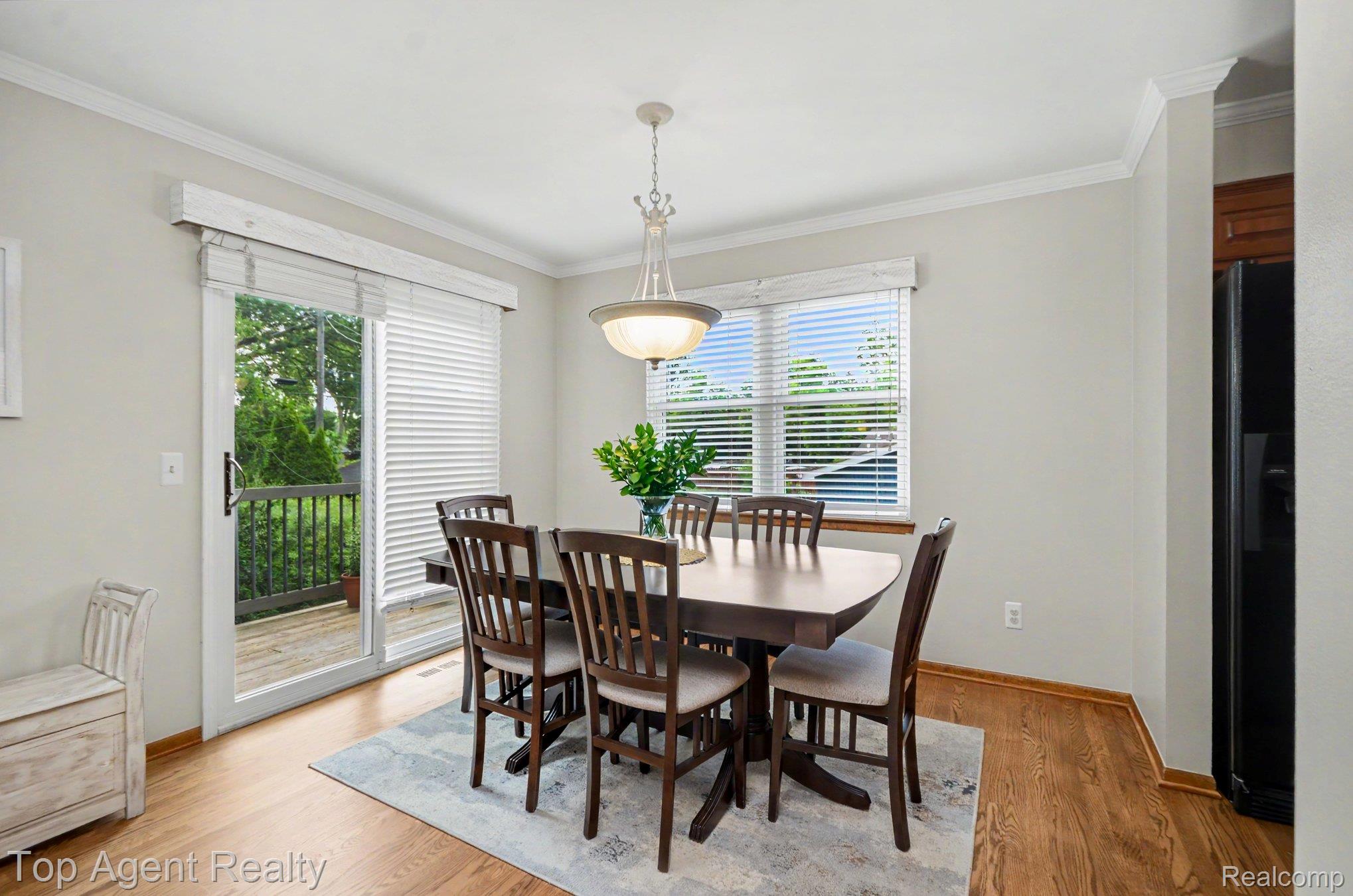3759 Donley Avenue Rochester, MI 48309 - Photo 9 of 29 Dining area
