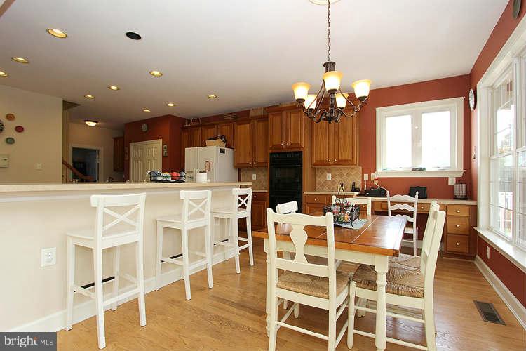 14828 Poplar Hill Road Germantown, MD 20874 - Photo 10 of 30 Breakfast Room