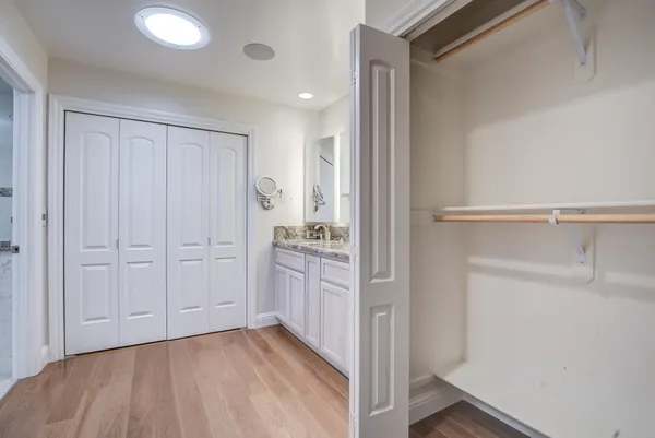 $379,900 | 1943 Bechelli Lane, Redding, CA 96002