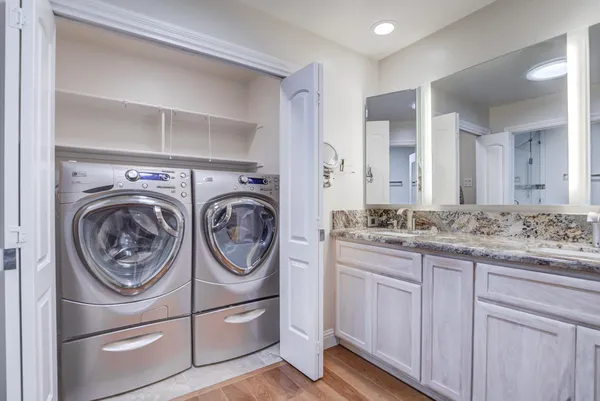 $379,900 | 1943 Bechelli Lane, Redding, CA 96002