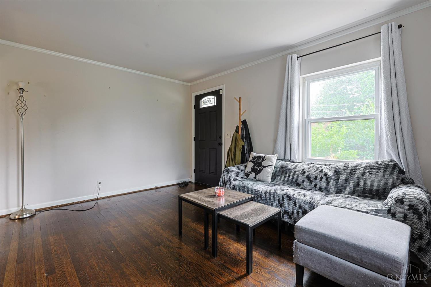 5754 Argus Road Cincinnati, OH 45224 - Photo 5 of 27