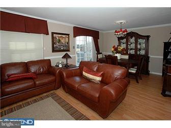 83 Walker Road Limerick, PA 19468 - Photo 5 of 12 Living Room