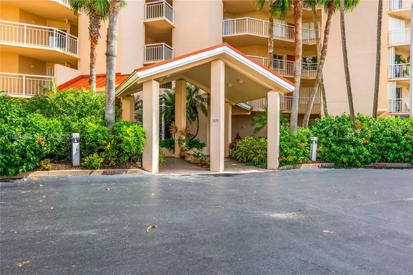$5,000 | 3870 North Hwy A1A, Unit 405, Fort Pierce, FL 34949