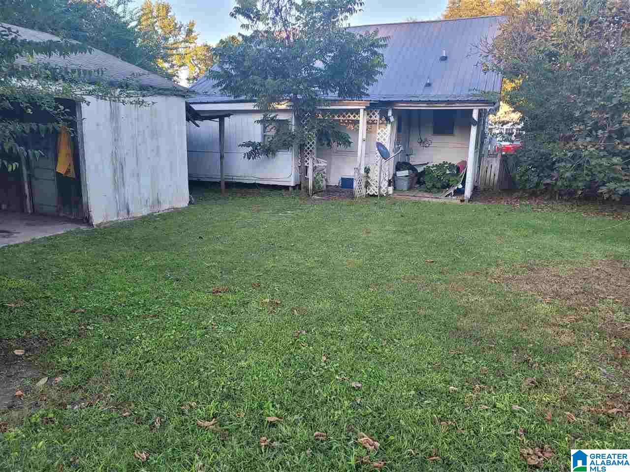 1237 Grant Avenue Gadsden, AL 35903 - Photo 4 of 17
