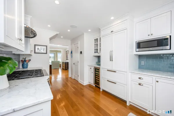 $5,895,000 | 43 Rowayton Avenue, Norwalk, CT 06853