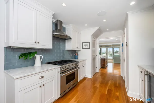 $5,895,000 | 43 Rowayton Avenue, Norwalk, CT 06853