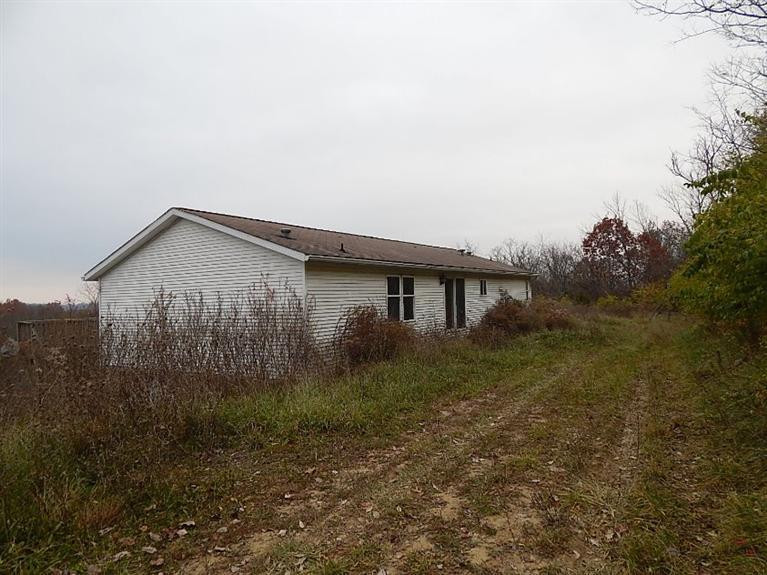 3028 Daniels Road California, KY 41007 - Photo 3 of 24 Gallery Image 3
