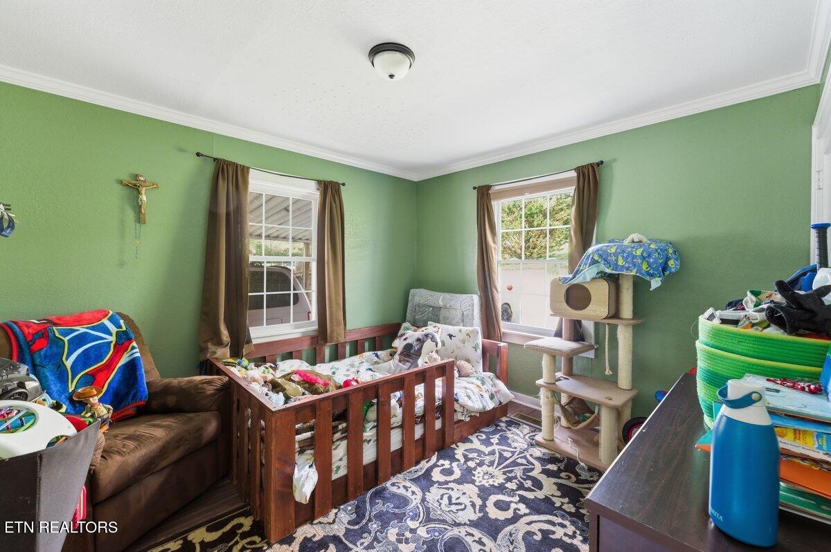 219 Pine Street Clinton, TN 37716 - Photo 13 of 23 Bedroom 2 (1)