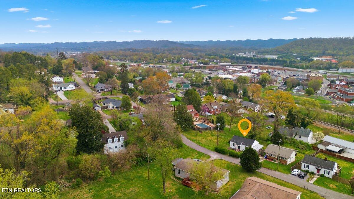 219 Pine Street Clinton, TN 37716 - Photo 21 of 23 Aerial 4