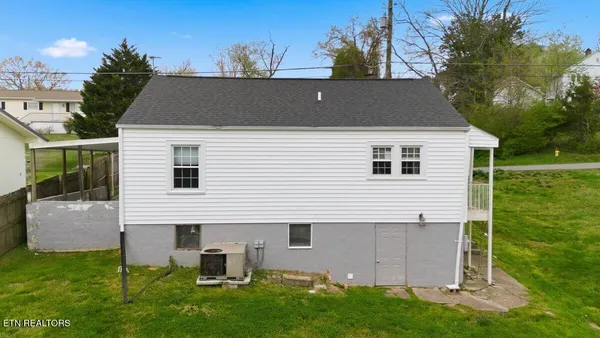 $225,000 | 219 Pine Street, Clinton, TN 37716