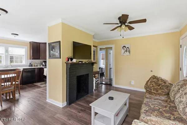 $225,000 | 219 Pine Street, Clinton, TN 37716