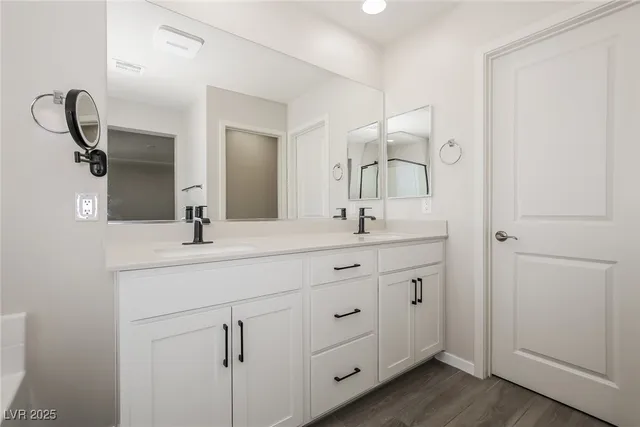 $2,200 | 2936 Sunday Silence Road, North Las Vegas, NV 89086