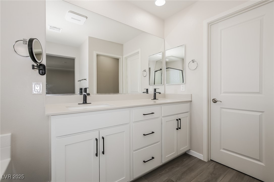 2936 Sunday Silence Road North Las Vegas, NV 89086 - Photo 11 of 25