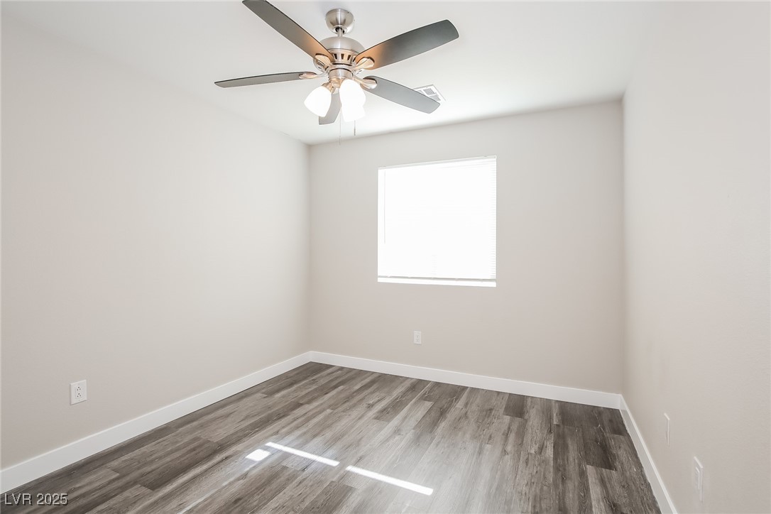 2936 Sunday Silence Road North Las Vegas, NV 89086 - Photo 14 of 25