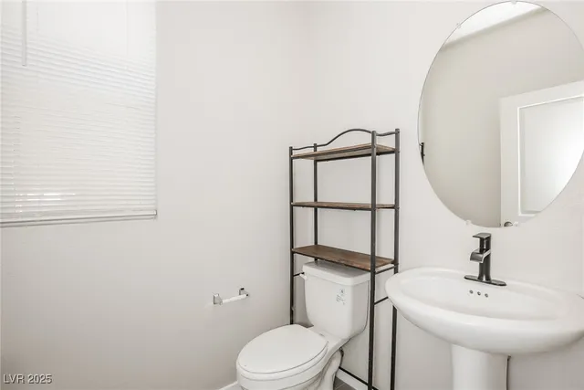 $2,200 | 2936 Sunday Silence Road, North Las Vegas, NV 89086