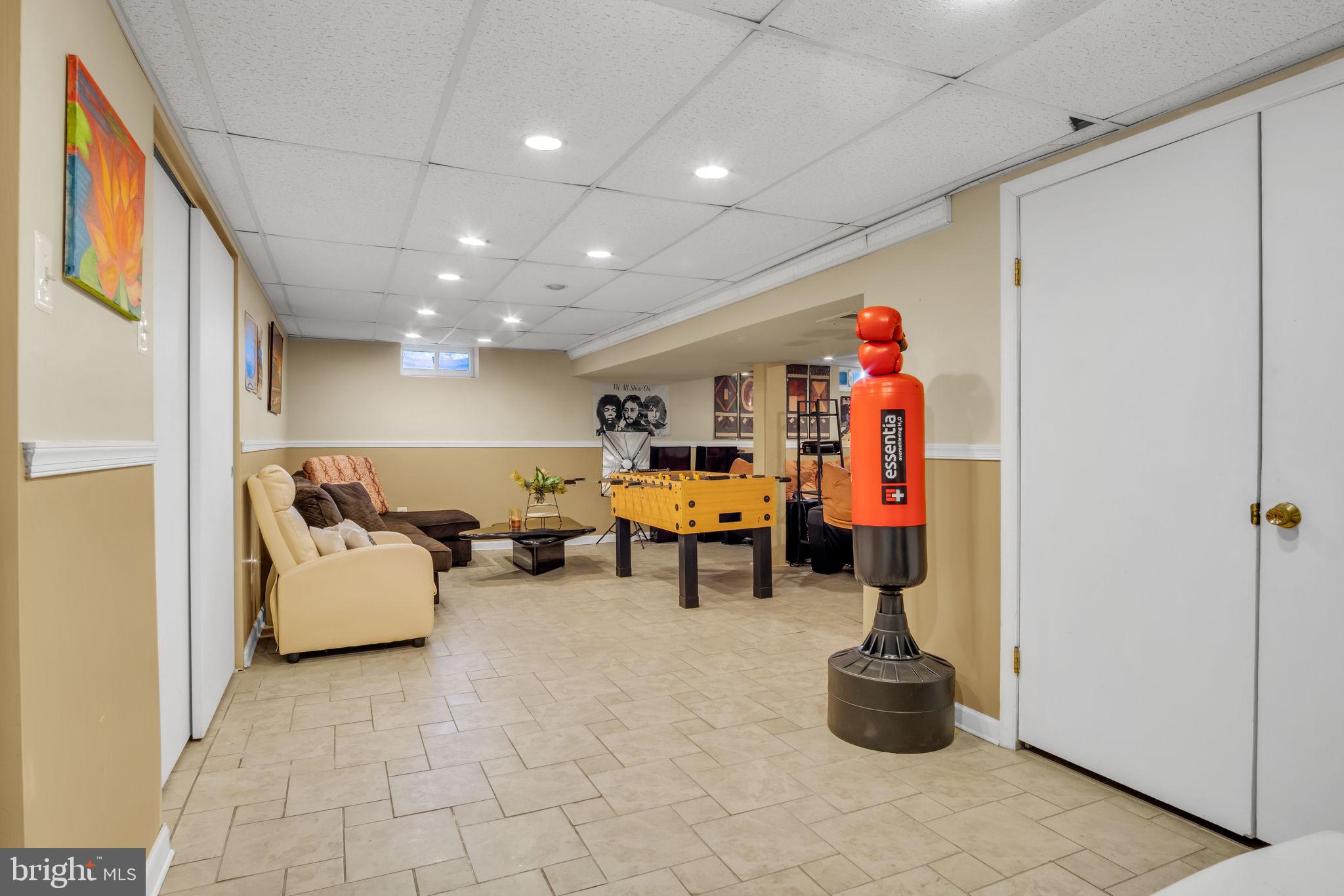 4280 Frontier Road Hatboro, PA 19040 - Photo 46 of 62 a living room with furniture and white walls