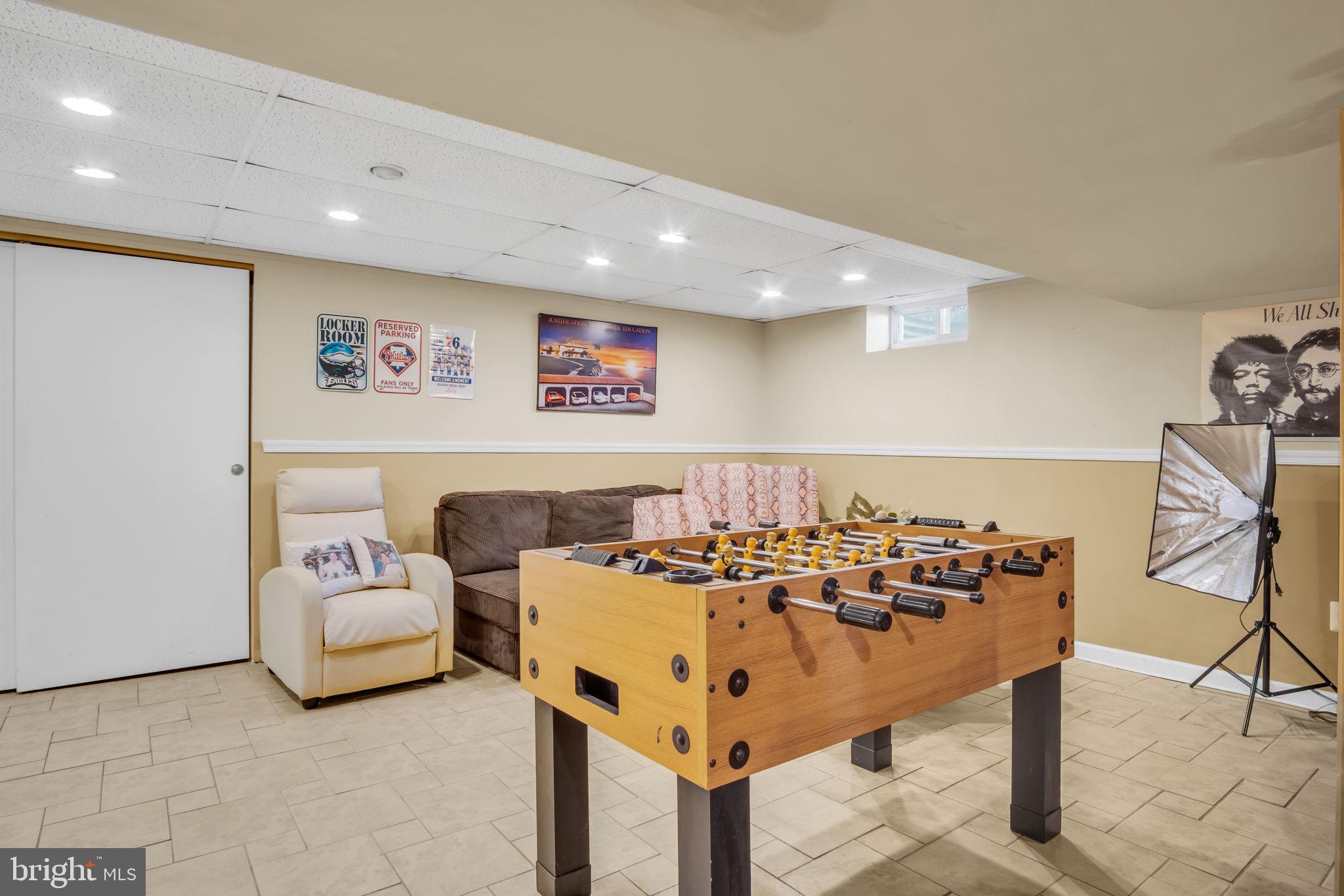 4280 Frontier Road Hatboro, PA 19040 - Photo 49 of 62 a view of a livingroom with furniture and a couch