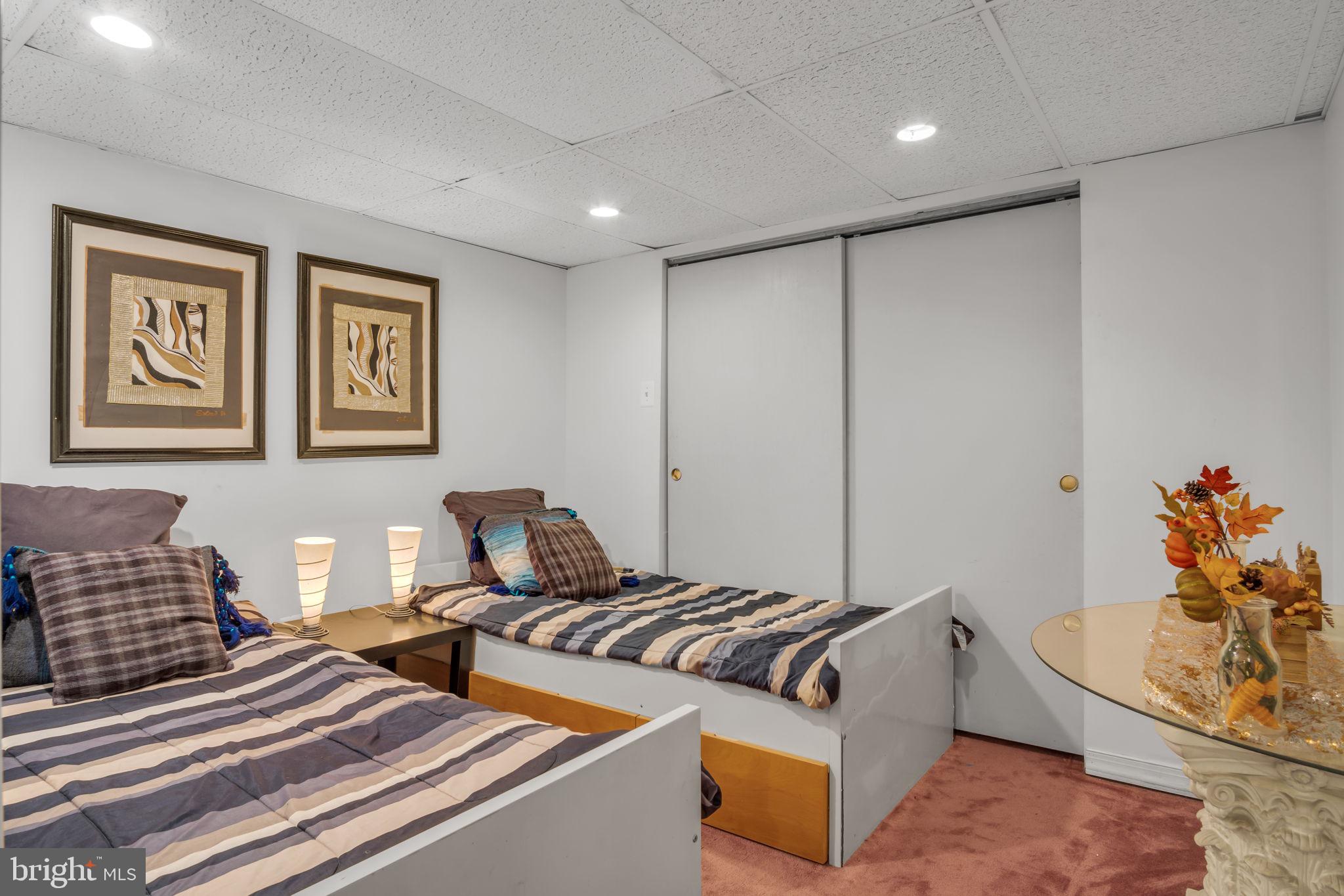 4280 Frontier Road Hatboro, PA 19040 - Photo 50 of 62 a living room with furniture