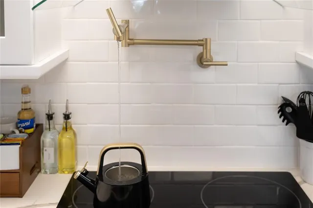 $3,000 | 6908 Arbor Oaks Circle, Bradenton, FL 34209