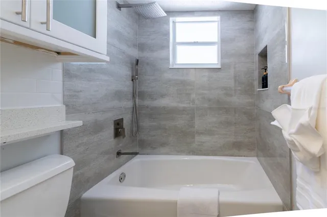 $3,000 | 6908 Arbor Oaks Circle, Bradenton, FL 34209