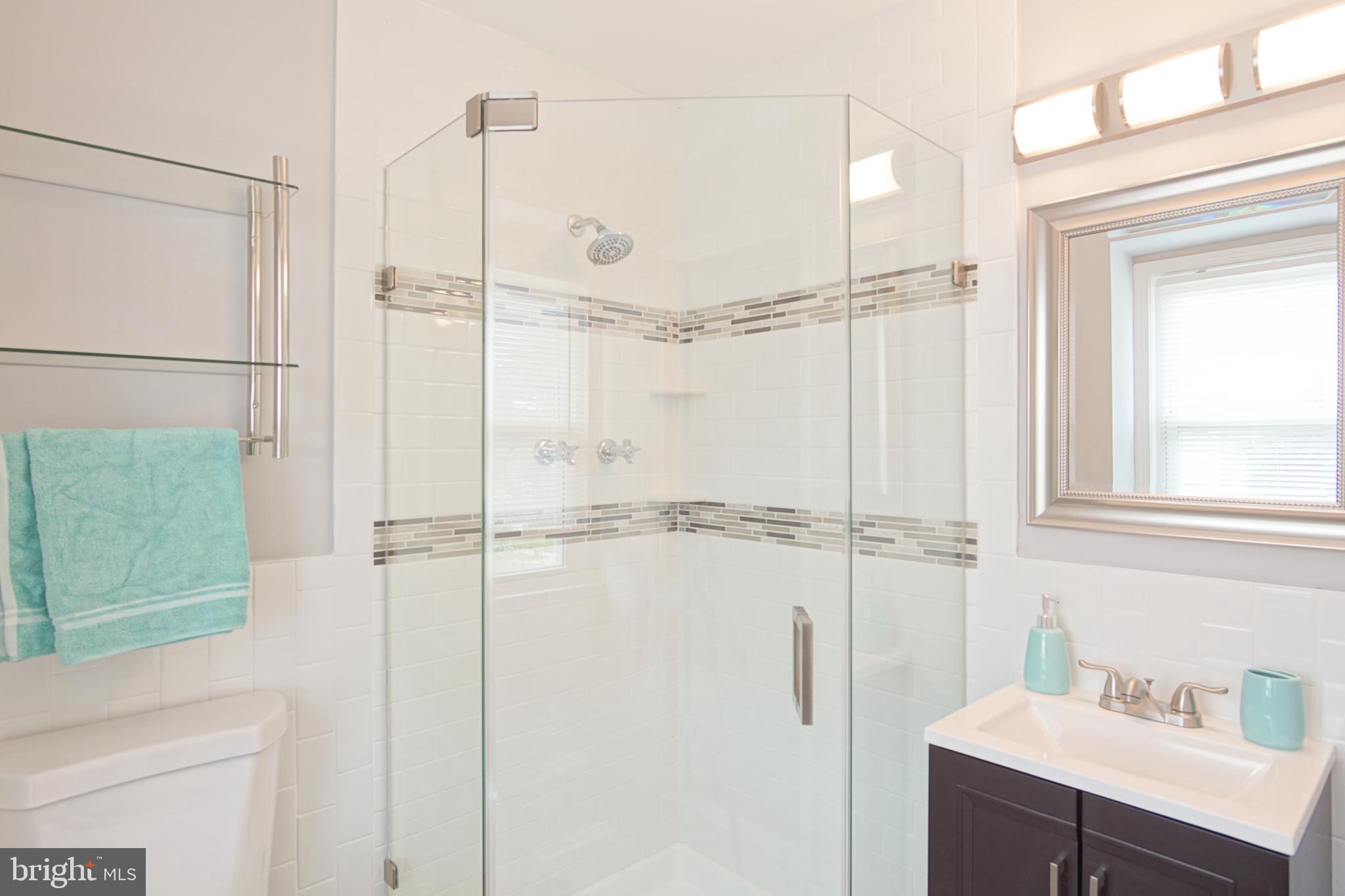 832 Wyngate Road Somerdale, NJ 08083 - Photo 21 of 33 Master Bathroom