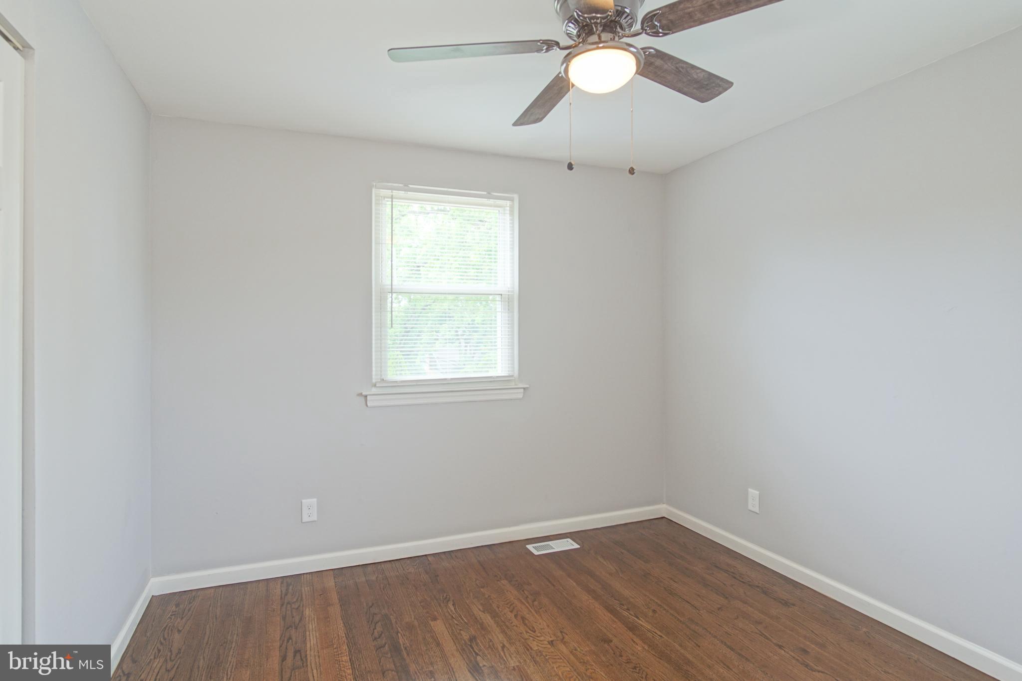 832 Wyngate Road Somerdale, NJ 08083 - Photo 24 of 33 Bedroom 3