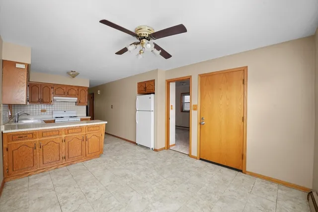 $1,900 | 6212 South Major Avenue, Unit 2, Chicago, IL 60638