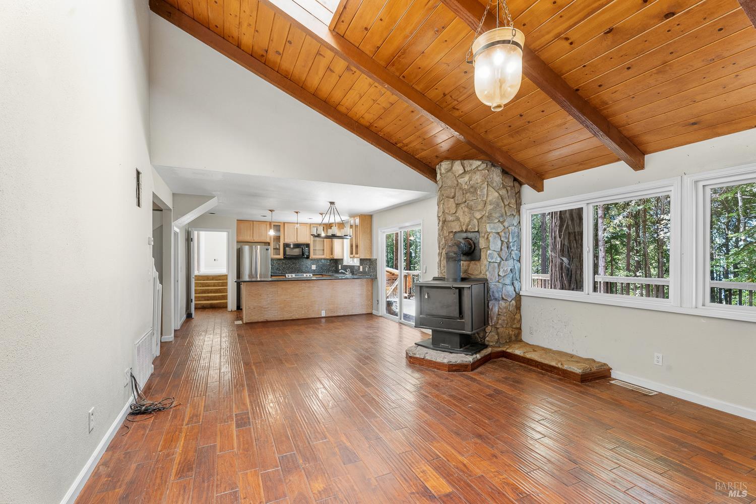 4030 Ridge Circle Willits, CA 95490 - Photo 4 of 19 Gallery Image 4