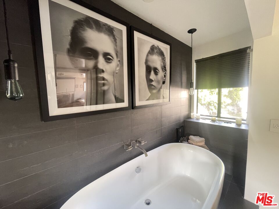 1001 Main Street Venice, CA 90291 - Photo 16 of 65