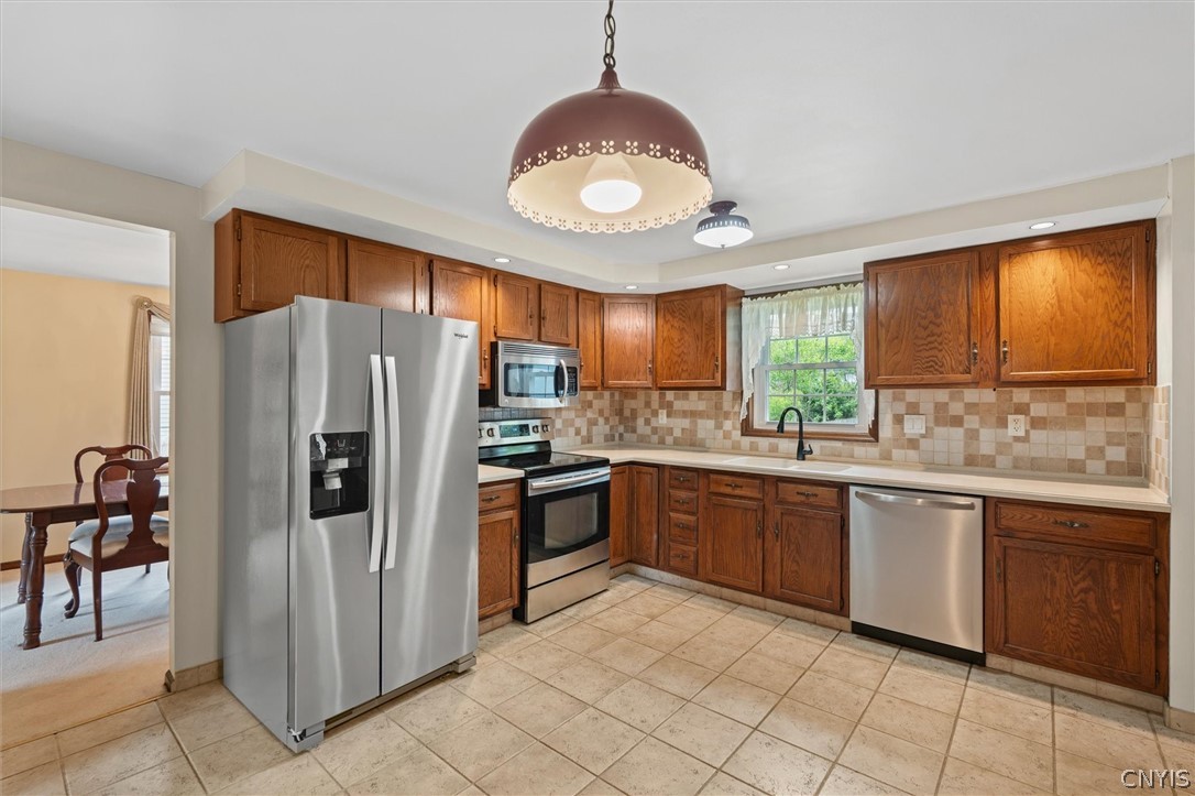 104 Winsboro Road Minoa, NY 13116 - Photo 11 of 43