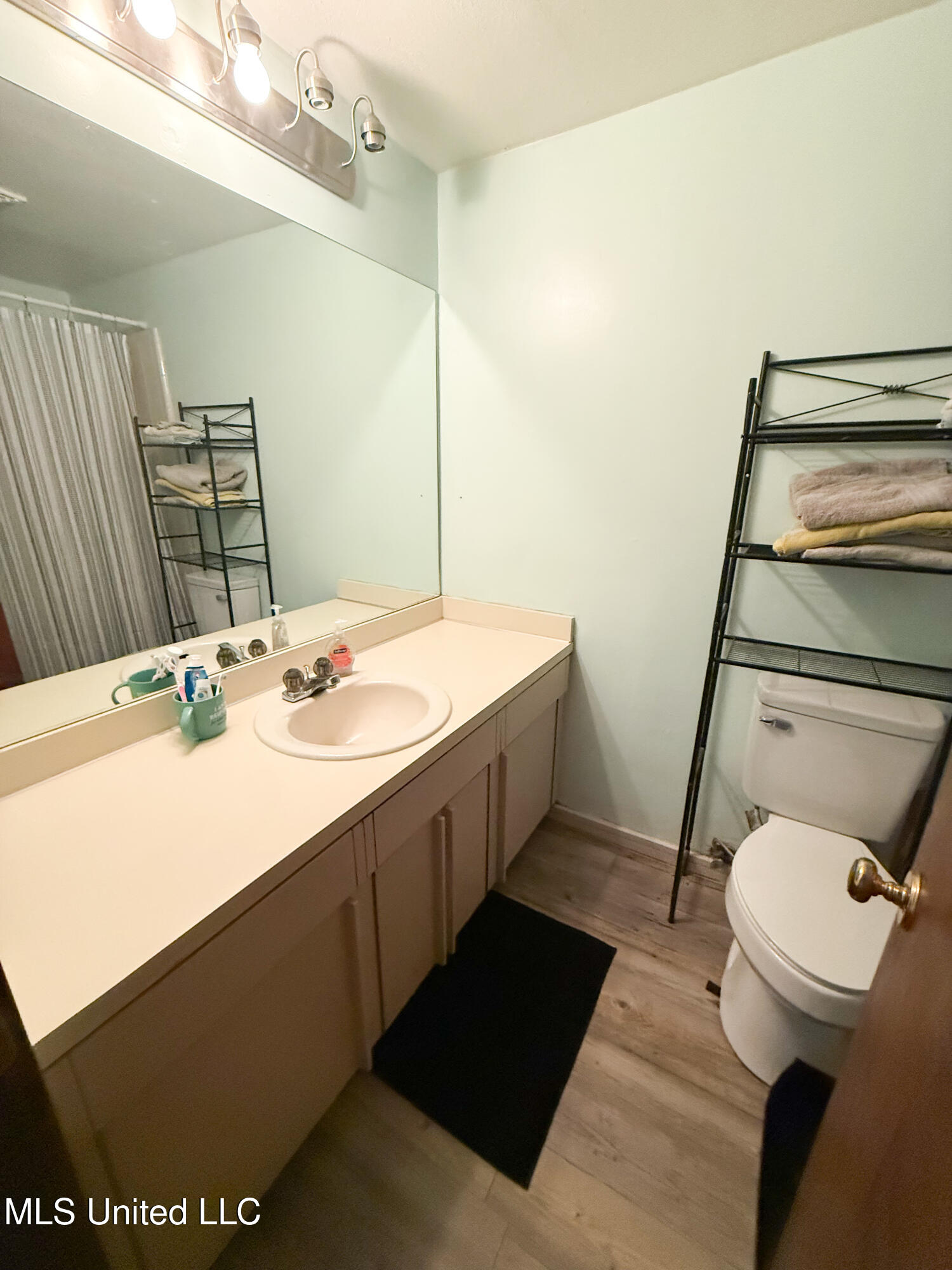 504 Fawn Cove Canton, MS 39046 - Photo 14 of 25 IMG_3690