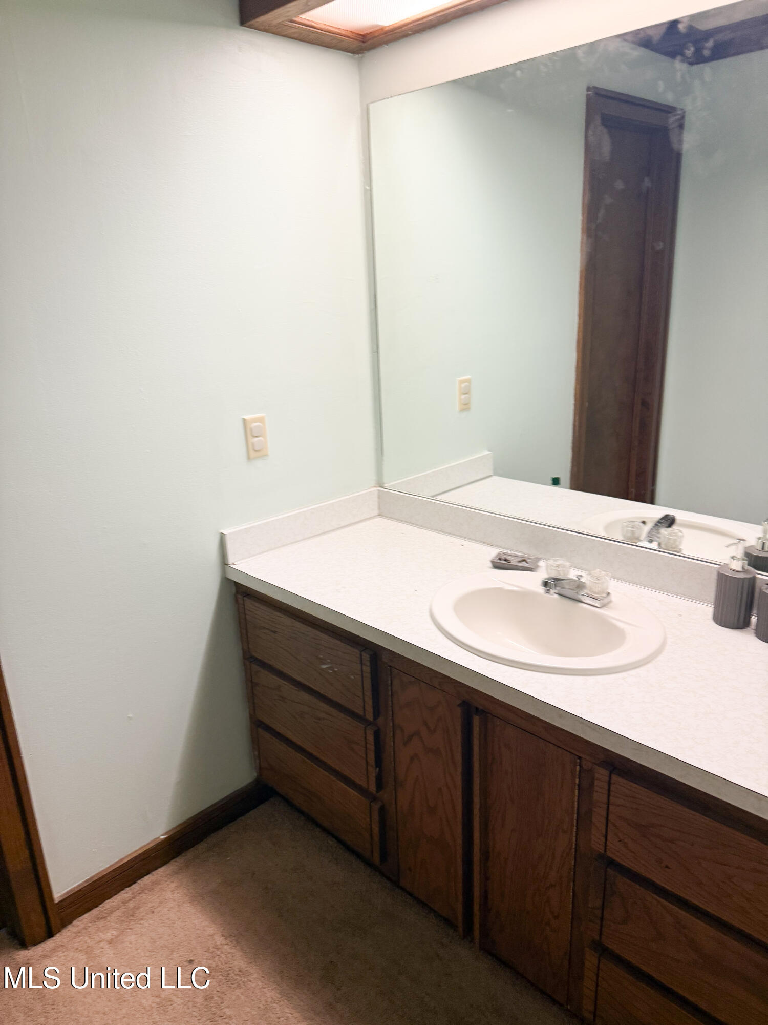 504 Fawn Cove Canton, MS 39046 - Photo 18 of 25 IMG_3706