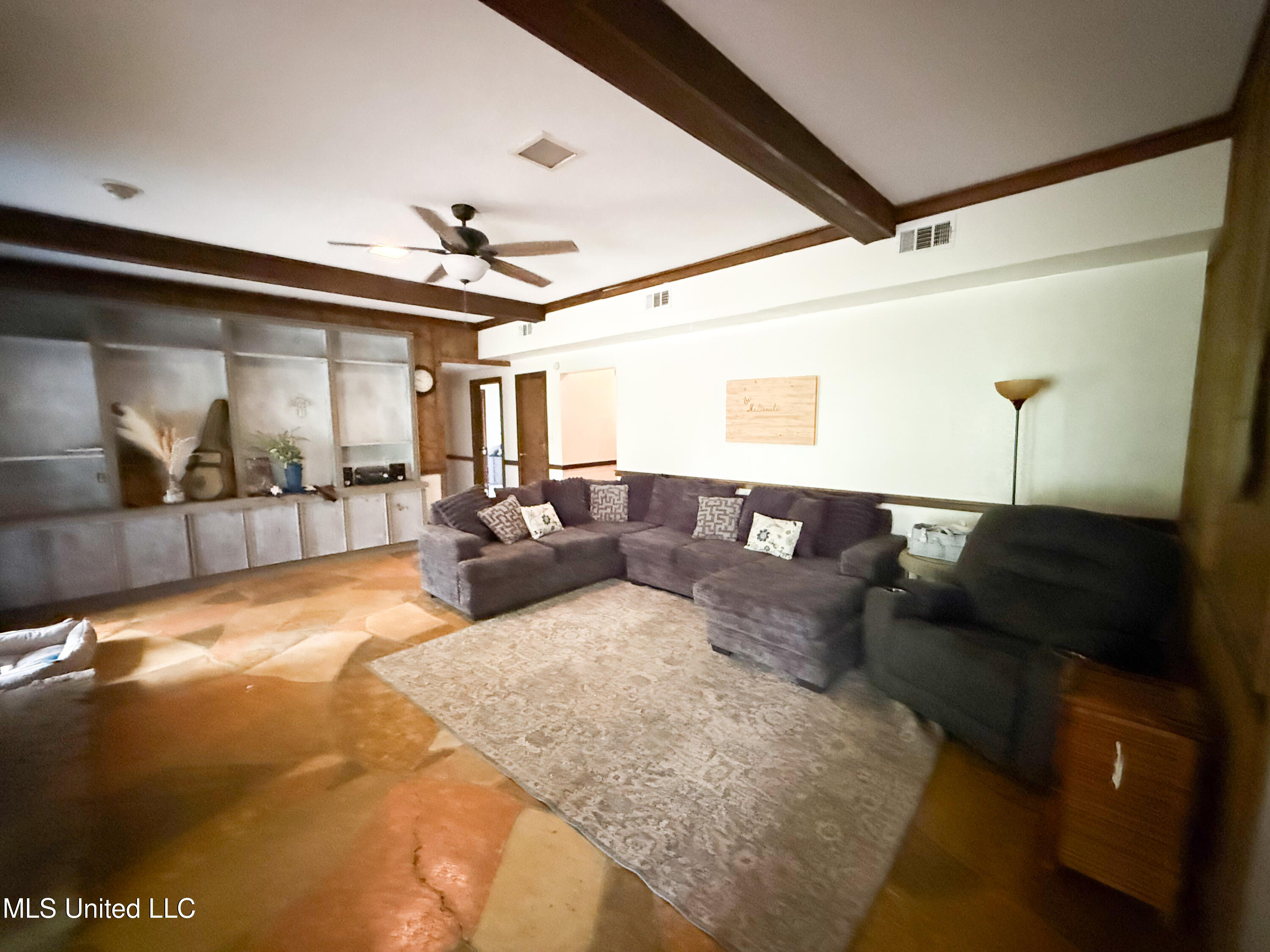 504 Fawn Cove Canton, MS 39046 - Photo 8 of 25 IMG_3702