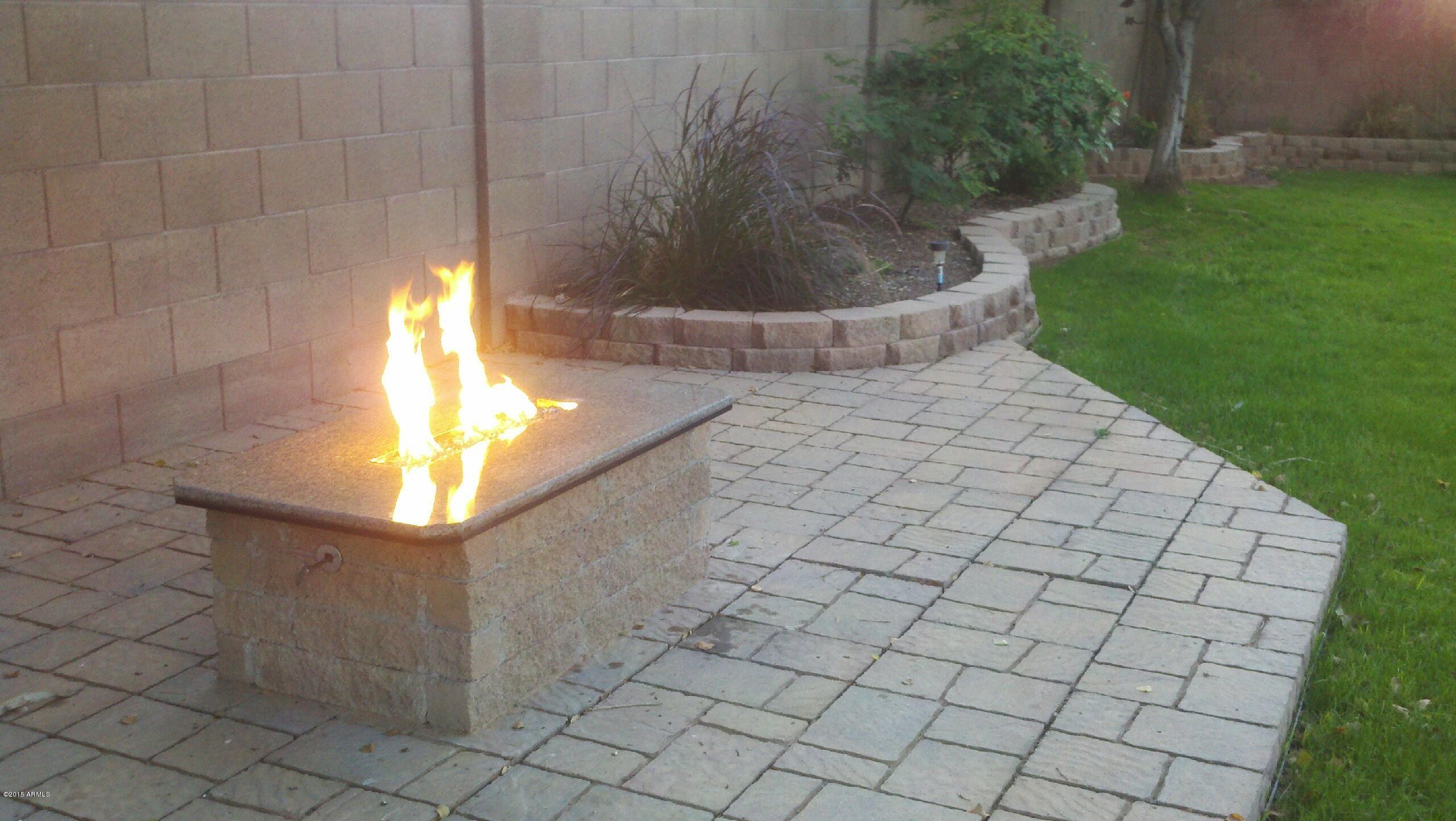 115 West Baylor Lane Gilbert, AZ 85233 - Photo 1 of 7 2011-11-169517-17-4195559