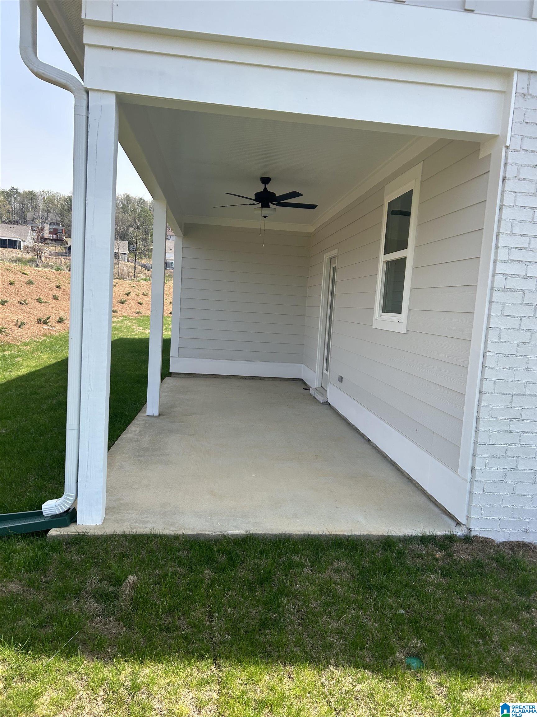 317 Cornwall Drive Alabaster, AL 35114 - Photo 8 of 88