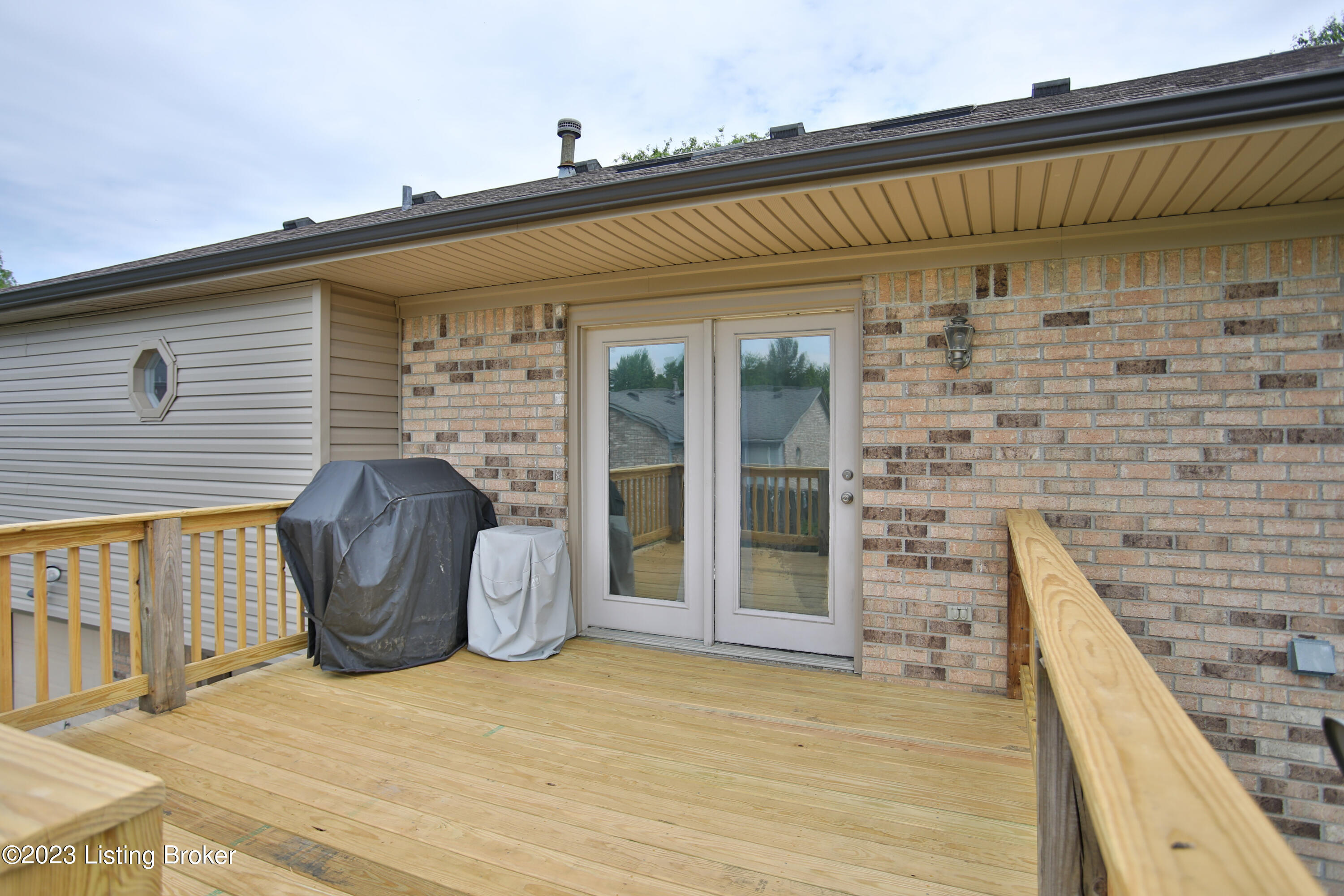 3916 Belltower Road Louisville, KY 40299 - Photo 26 of 32 3916 Belltower-31