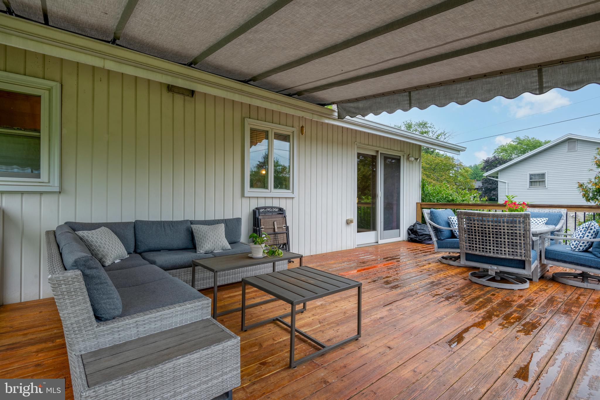 438 Biscayne Road Lancaster, PA 17601 - Photo 29 of 37 Rear Deck