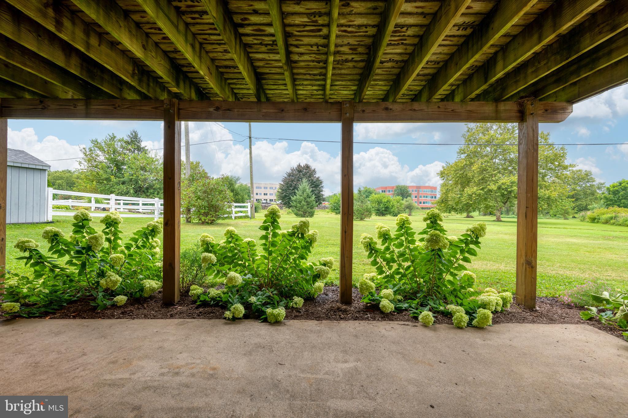 438 Biscayne Road Lancaster, PA 17601 - Photo 31 of 37 Rear Patio