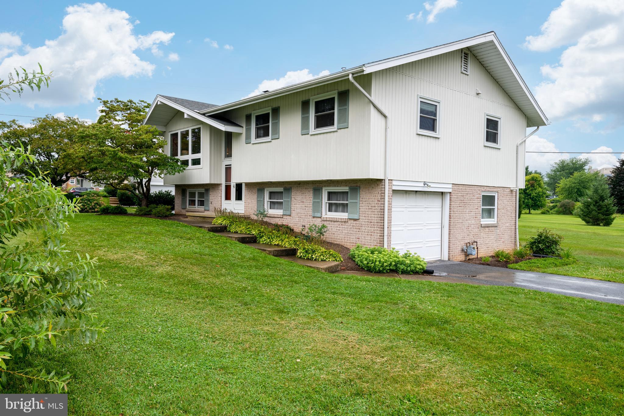 438 Biscayne Road Lancaster, PA 17601 - Photo 36 of 37 Gallery Image 36