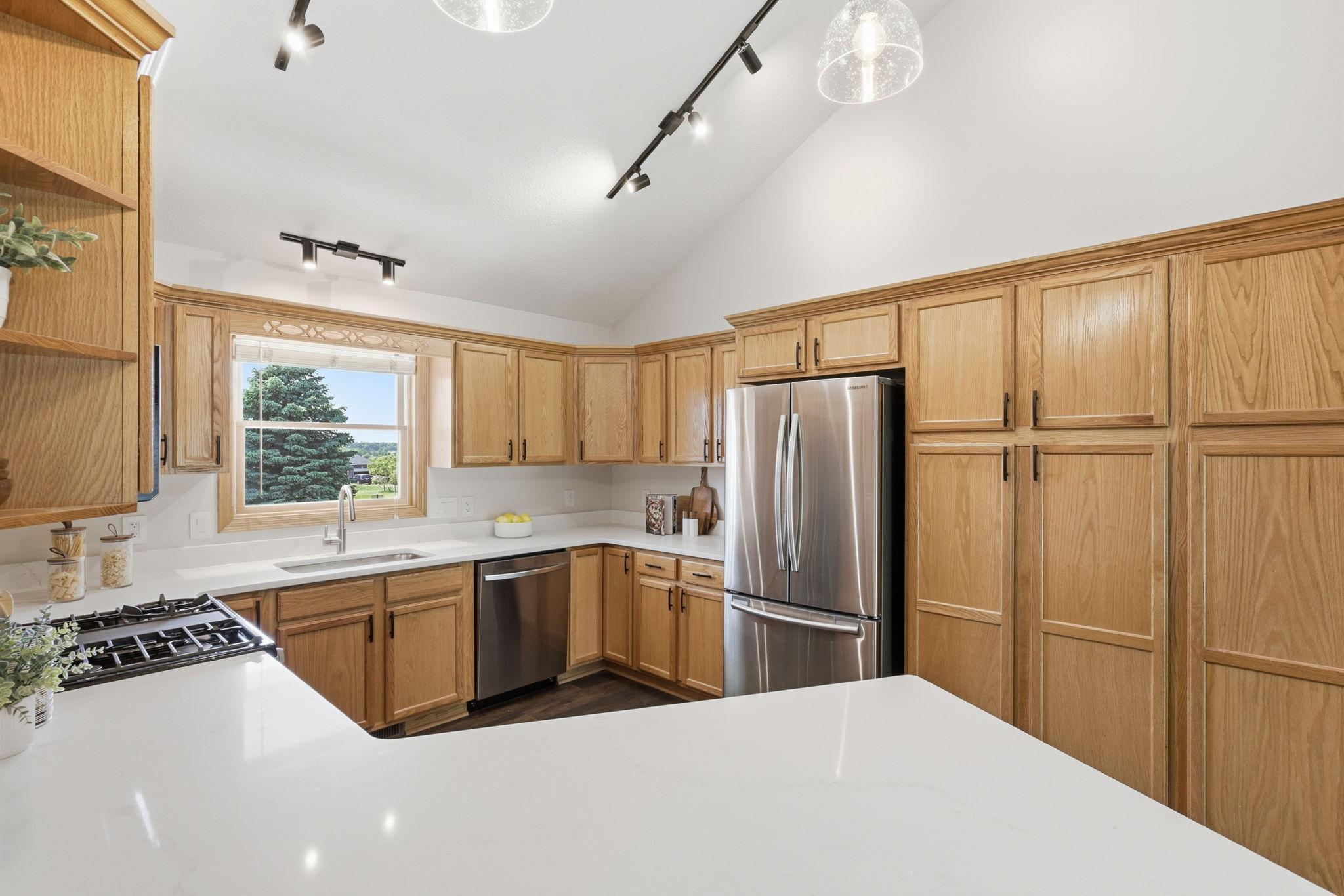 545 Kreuziger Road Roberts, WI 54023 - Photo 9 of 45